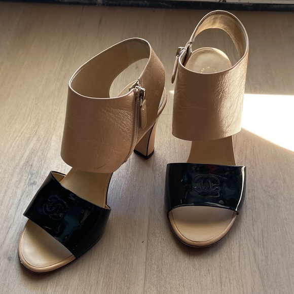 Chanel Open Toe Sandals Heels 37.5 Black Beige - Picture 3 of 9